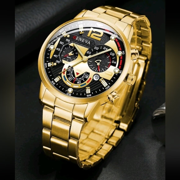 NEW MENS QUARTZ LARGE  FACED TRIPLE DIAL GOLD WATCH AND BRACELET SET - Picture 3 of 5